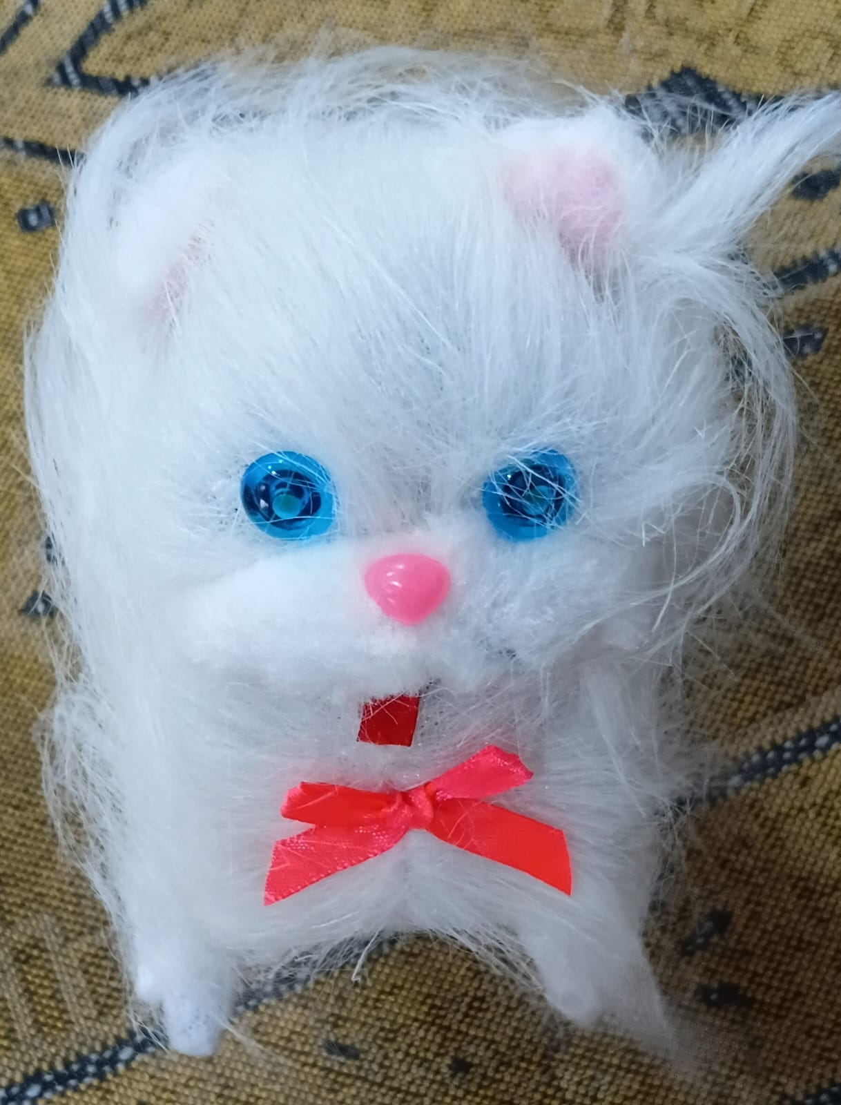 Walking & Talking White Cat Toy with Lights & Sounds
